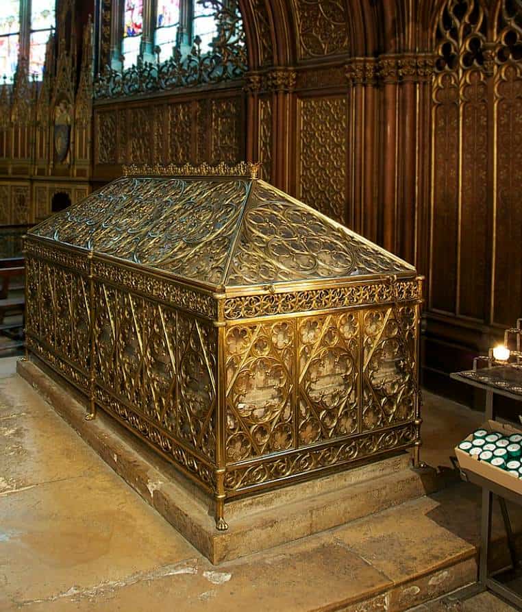Tomb of Sainte Genevievei