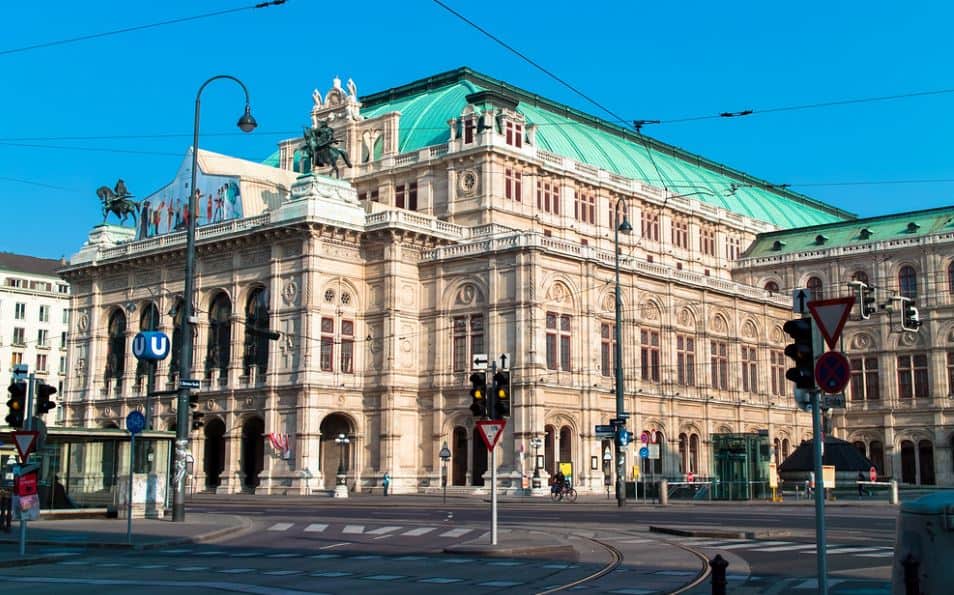 Vienna State Opera from the street