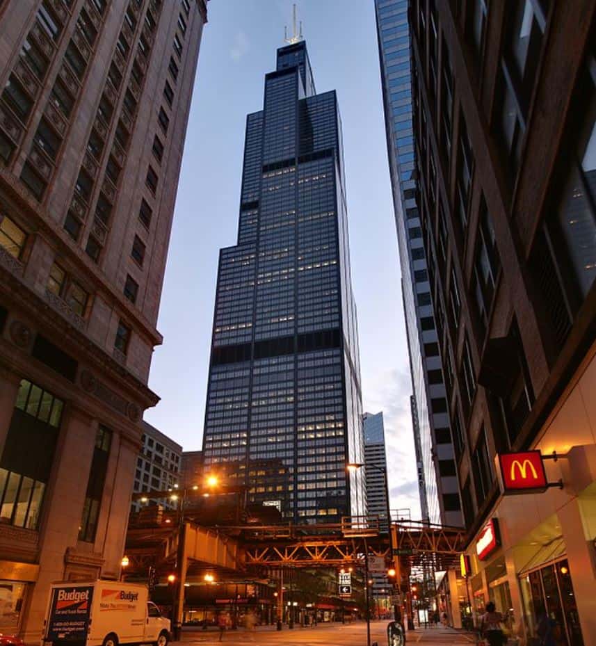 Willis tower best things to do in chicago